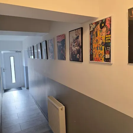 Apartment Uebernachtung By Tag *